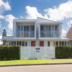 7 Judith Street Stunning duplex with ducted air