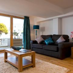 Fistral Beach Garden Apartment 3