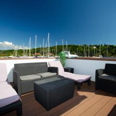 Bamboo Floating House Portorož