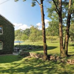 Ruhiges, gemütliches Ferienhaus mit großem Garten