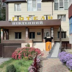 Hotel Pivdennyi