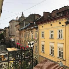 Center Lviv Rynok Square 17