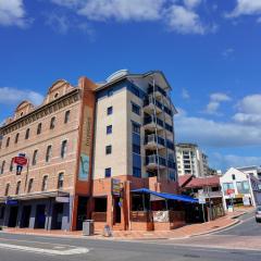 Central Brunswick Apartment Hotel