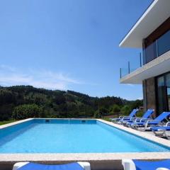 Luxurious Villa in Vieira do Minho – Private Pool