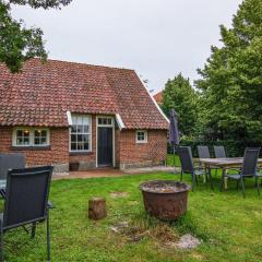 Quaint Farmhouse in Enschede with Terrace