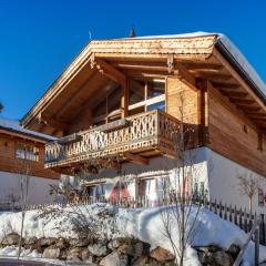 Chalet with garden in the forest in the Pinzgau