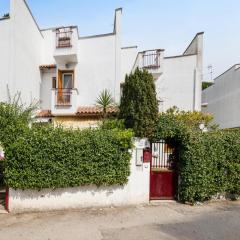 Charming house near the lake in Sabaudia with balcony