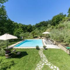 Bright apartment in Montepulciano with shared pool 45 m²