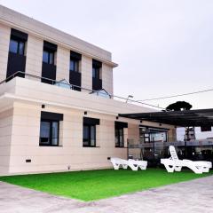 6 Bis HOTEL