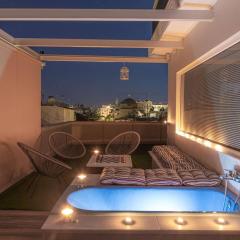 Tiny Central Penthouse, big terrace