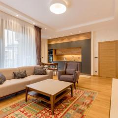 Athos Square Apartments