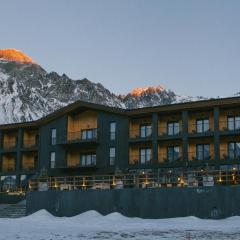 Intourist Kazbegi