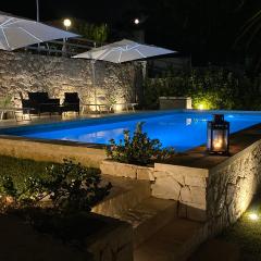 Villa Lucia With Salt Pool