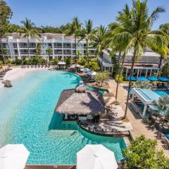 Beach Club Private Apartments Palm Cove