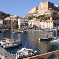 appartement climatisé vue panoramique sur port Bonifacio