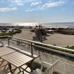 T2 cabine traversant vue front de mer Le Touquet Paris-Plage