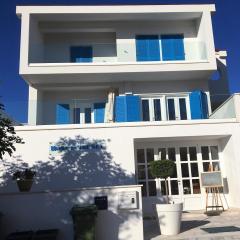 Seaside villa with private pool Home By The Sea - Villa Trogir