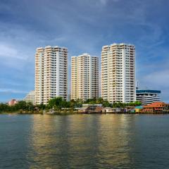 Riverine Place Hotel and Residence