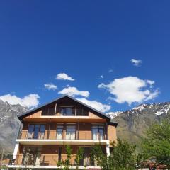 DISCOVER KAZBEGi HOTEL