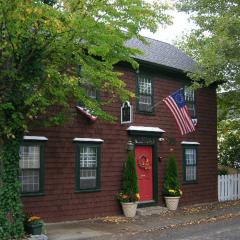 Melville House Newport