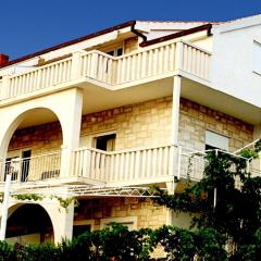 Apartment in Trogir with Seaview, Terrace, Air condition, WIFI (4655-2)