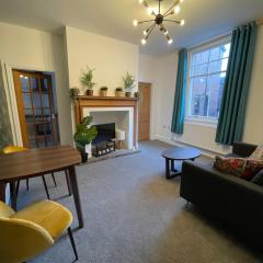 BOUTIQUE CITY CENTRE APARTMENT WITH PARKING