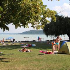 Happy Camp mobile homes in BalatonTourist Füred Camping & Bungalows