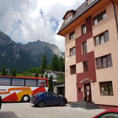 Hotel Iri