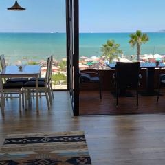 Luxury Beach Apartment in Qerret