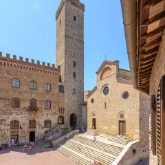 Sangi Studio Apartment - with amazing view of the Duomo