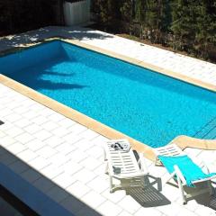 Villa with pool, 200m from beach