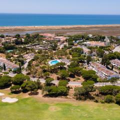 Victory Village Quinta do Lago - Spacious 2 Bed / 3 Bath Apartment