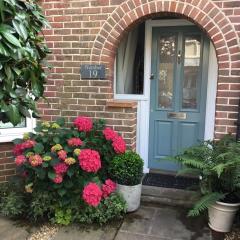 NUMBER 19 B&B Chichester