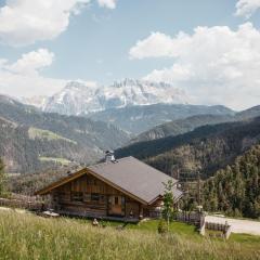 Chalet Rich in Val Badia