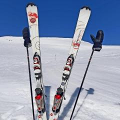 Au pied des pistes