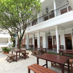 de' Halimun Guest House