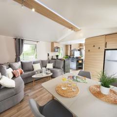 Mobil home 3 chambres 2 salles de bains au camping 4 étoiles MH276 aux charmettes