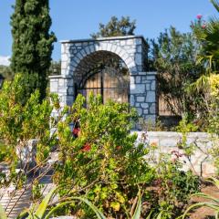 Skoutari Bungalows Galateia room