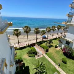 Apartment Overlooking the Beach