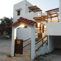 Aeolos Hotel Apartments