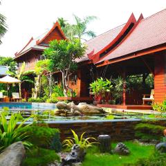 Ruenkanok Thaihouse Resort