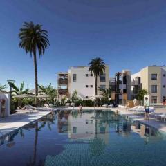 Green View Luxury appartment in new complex Pueblo Majorero next to golf course 5 min walk from the Beach and Atlantico Shopping Centre in Caleta de Fuste Next to Cassino and Elba Sara Hotel 2 bedrooms 2 bathrooms huge terace!