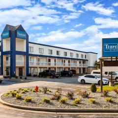 Travelodge by Wyndham Fort Wayne North