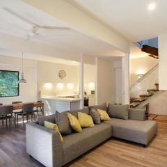 Little Cove Townhouse 2 Pandanus Street 14