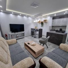 306 APARTMAN