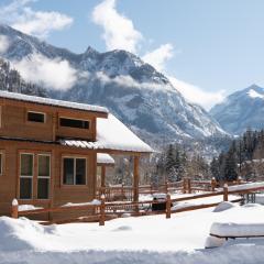 Ouray Riverside Resort - Inn & Cabins