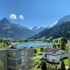 Wunderstay Alpine 303 New Studio with Lake & Mountain View