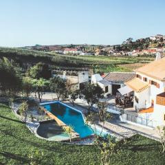 The Far End Surf House - Breakfast included Eco Surf Villa- 5 km from Beach