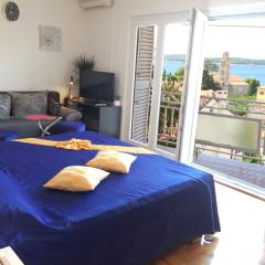 Apartment ELENA 40 m2 with beautiful wide sea views 3 stars