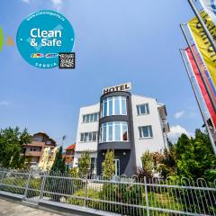 Garni Hotel 018 In